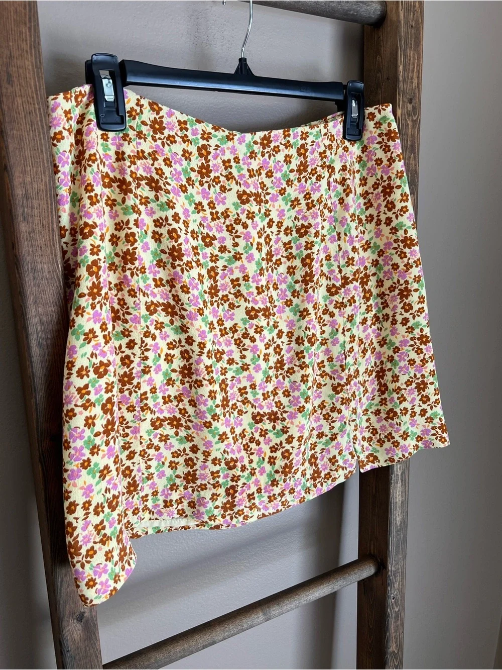 Mango mini skirt